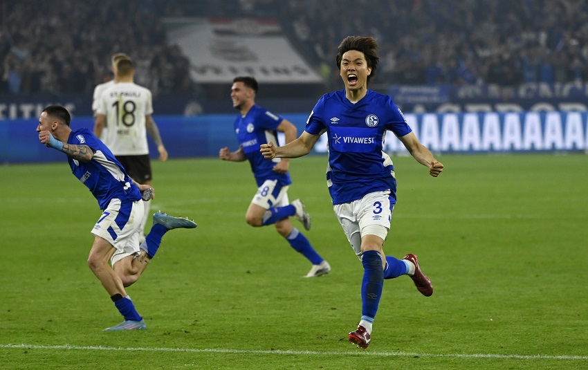 Japanischer Top-Verteidiger: Zieht Schalke die Kaufoption für Ko Itakura?