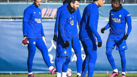 Offiziell – PSG Bluff bestätigt! Messi und Mbappé im Kader gegen Bayern!