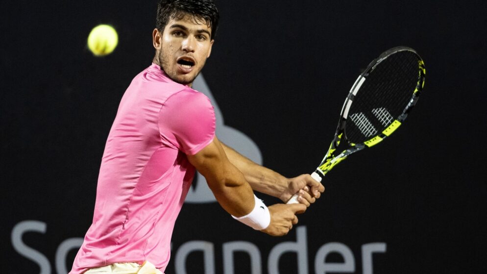 Alcaraz schlägt Djokovic in einem Thriller und gewinnt zum ersten Mal Wimbledon