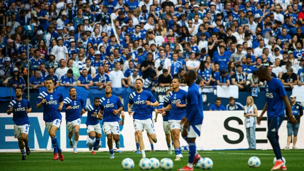 Schalke 04 zurück im Oberhaus: Kaderlage, Testspielbilanz & Erwartungen