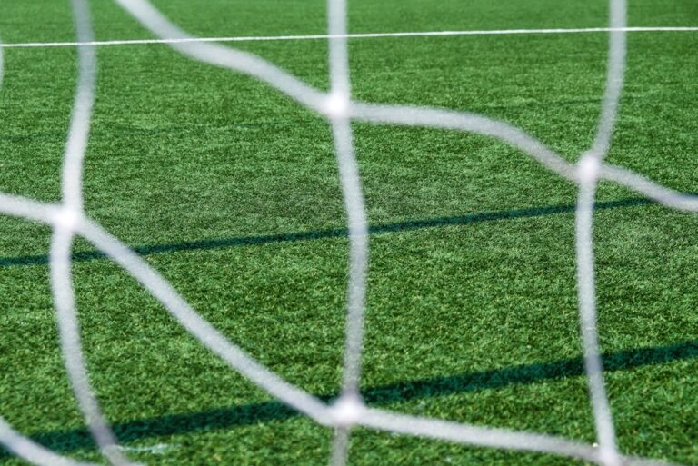 Torbeteiligungs-Märkte erklärt: Wann Tor-oder-Vorlage die bessere Spielerwette ist
