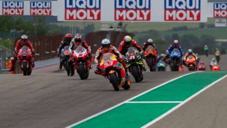 Welcher Sender überträgt die MotoGP in Spielberg live im TV & Stream? (20.09.2026)