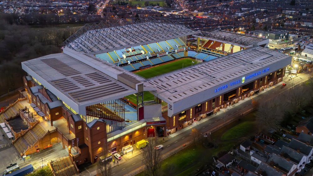 Villa Park in Birmingham aus der Luft, Spielort von Aston Villa gegen Viking FK
