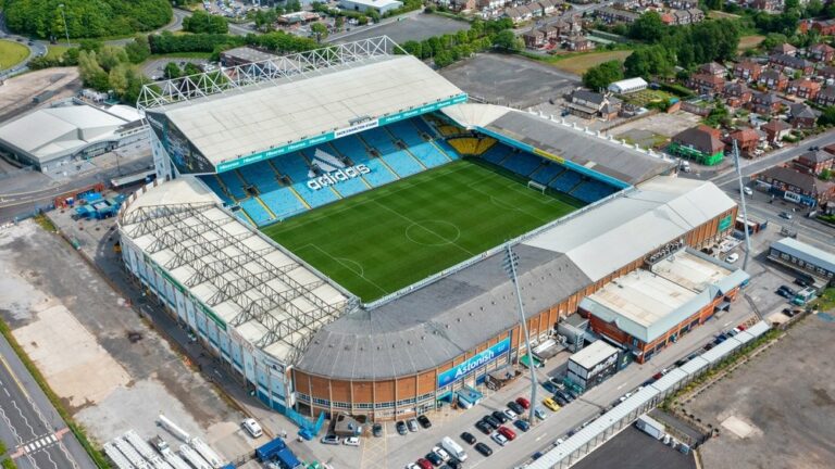 Welcher Sender überträgt Leeds United gegen Newcastle United live im TV & Stream? (14.09.2026)