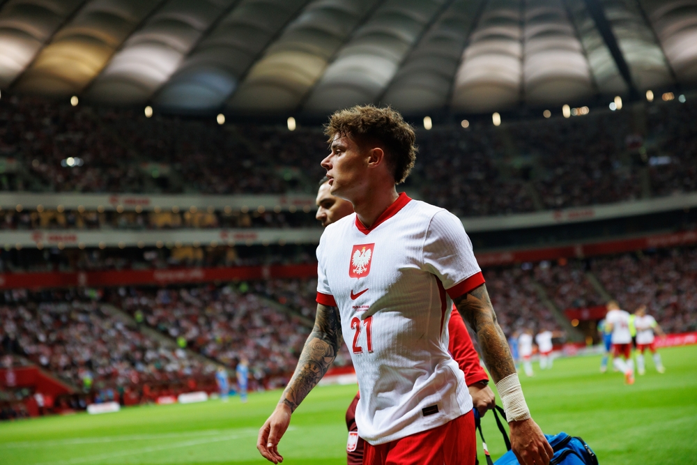 Nicola Zalewski im Trikot der polnischen Nationalmannschaft im Stadion Narodowy