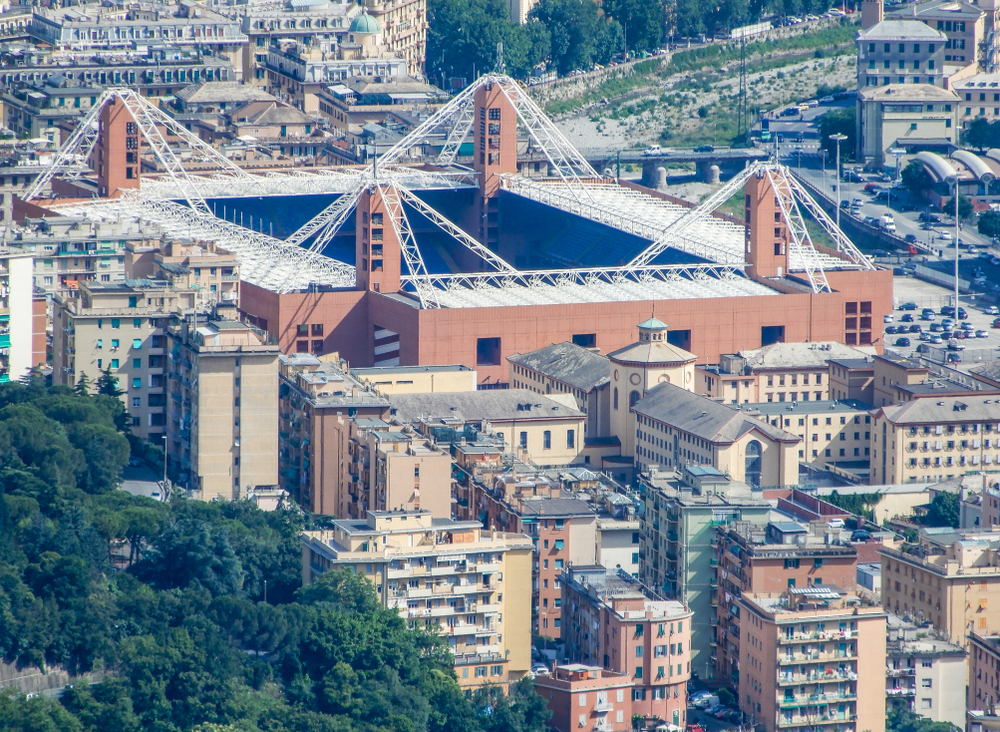 Luftbild des Stadio Luigi Ferraris, Spielort von CFC Genua gegen AC Florenz