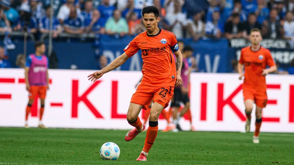Raphael Obermair im Trikot des SC Paderborn