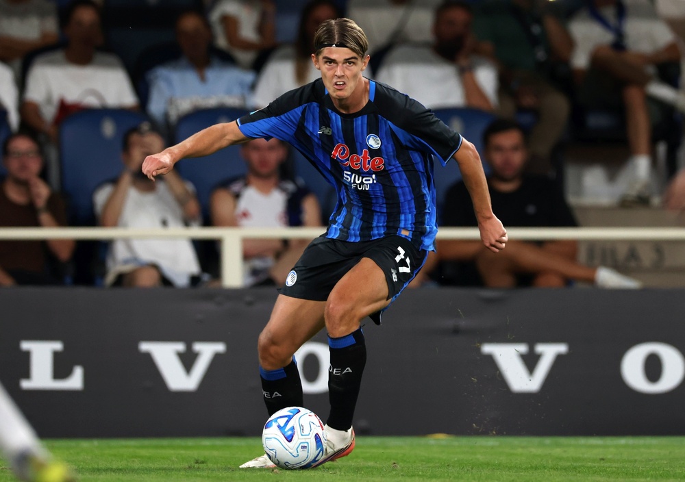 Charles De Ketelaere von Atalanta am Ball beim Serie-A-Spiel gegen Bologna im August 2026