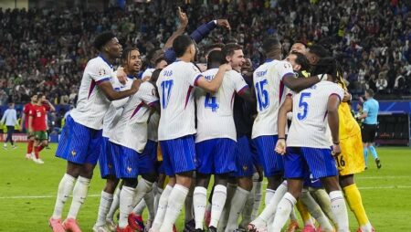 Welcher Sender überträgt Frankreich gegen Italien live im TV & Stream? (02.10.2026)