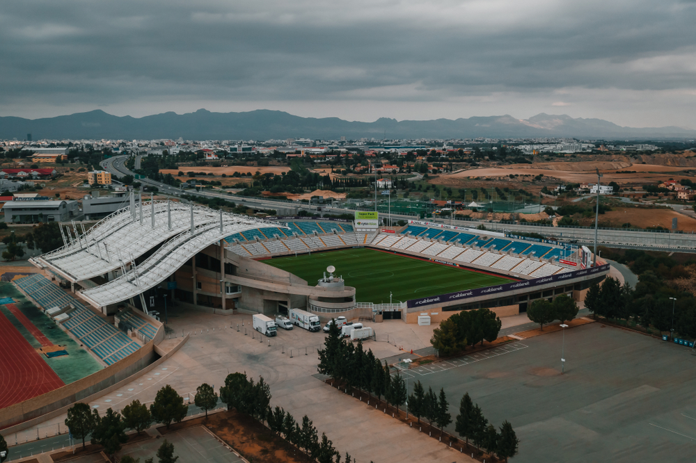 Luftbild des GSP-Stadions in Nikosia, Spielort von Zypern gegen Lettland