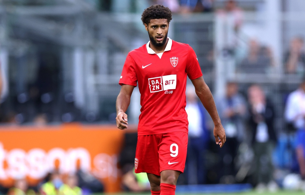 Gustavo Varela im Trikot von AC Monza