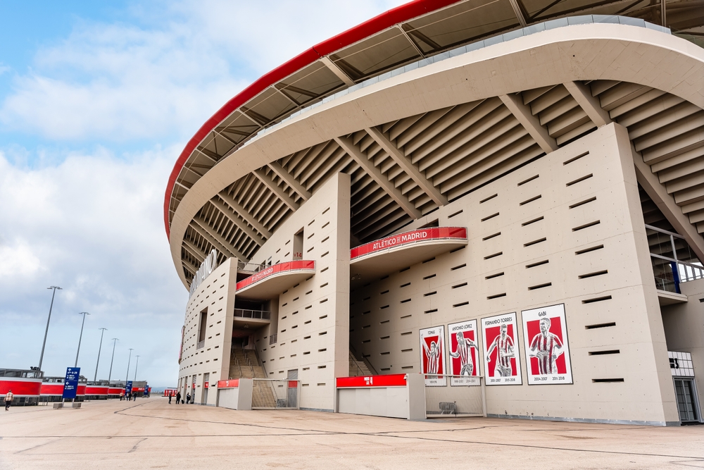 Außenansicht des Metropolitano in Madrid, Spielort von Atlético Madrid gegen Deportivo A Coruña