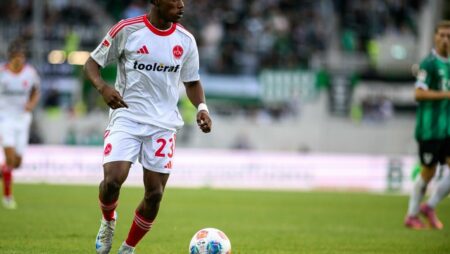 Welcher Sender überträgt Nürnberg gegen Wolfsburg live im TV & Stream? (10.10.2026)