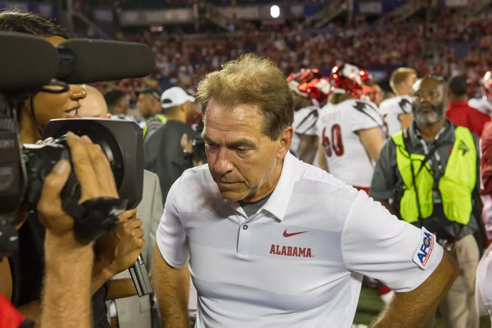Alabamas Cheftrainer beim Iron Bowl