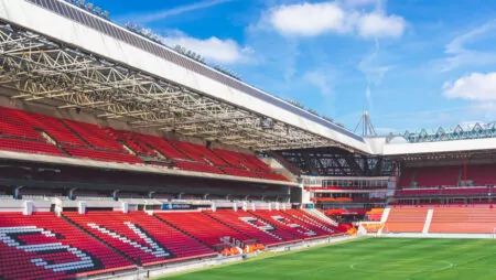 PSV holt zum großen Schlag aus und hält Leihspieler länger im Philips-Stadion‘.