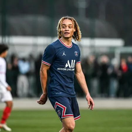 Xavi Simons wählt überraschend den besten Spieler: „Die Leute wissen nicht, wie gut er ist“