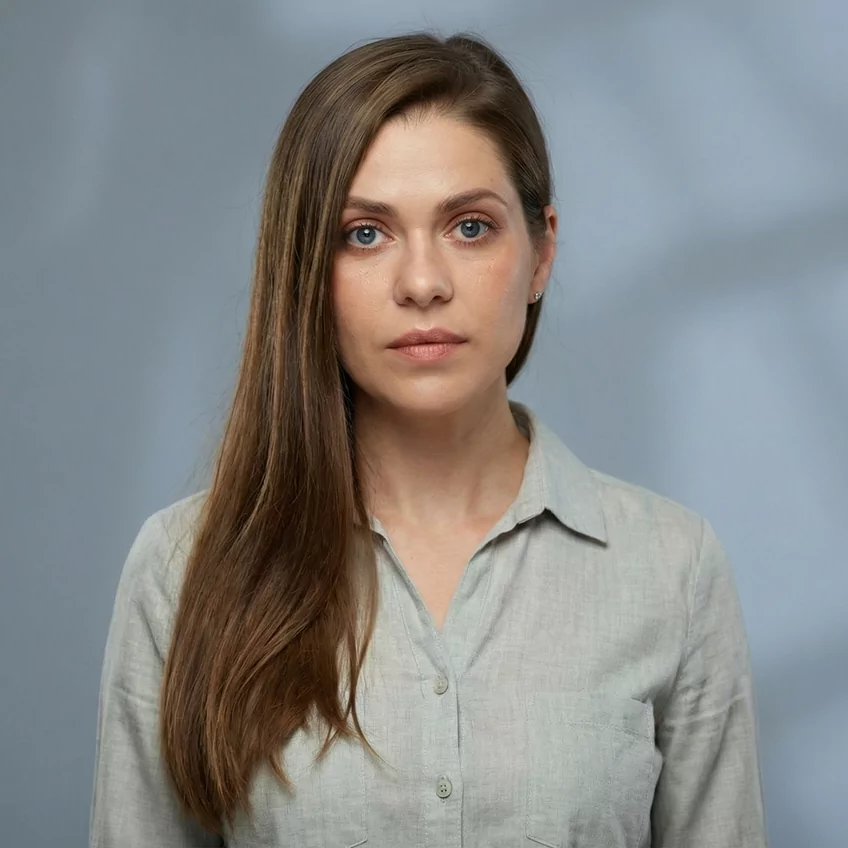 Dr. Elena Vogt