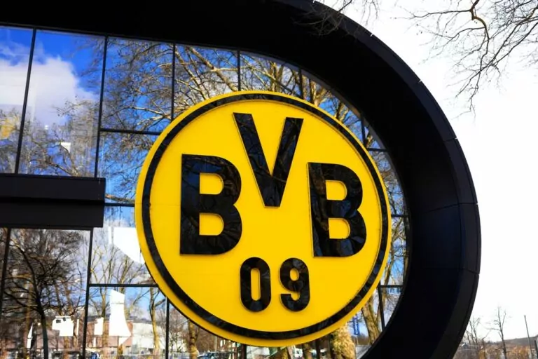 Borussia Dortmund 2026/27: Kaderumbruch und Quoten im Check