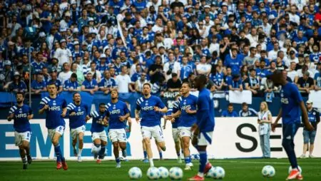 Schalke 04 zurück im Oberhaus: Kaderlage, Testspielbilanz & Erwartungen