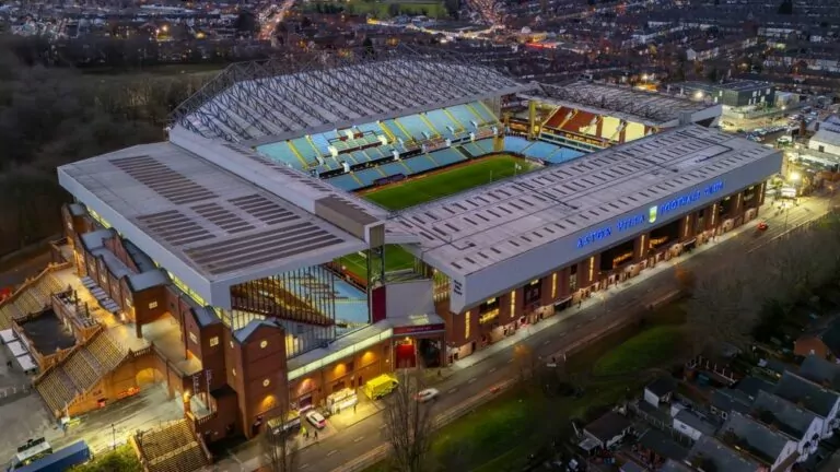 Welcher Sender überträgt Tottenham Hotspur – Aston Villa live im TV & Stream? (19.09.2026)