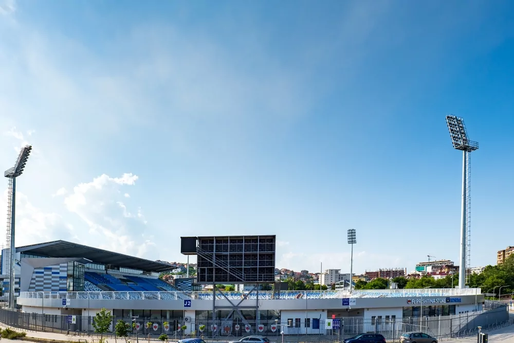 Fadil-Vokrri-Stadion in Pristina, wo der Kosovo Österreich empfängt
