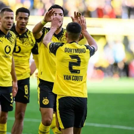 Welcher Sender überträgt Bayern gegen Dortmund live? (31.10.2026)